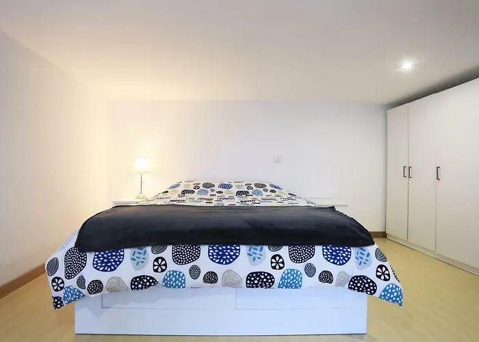 Bright Sao Domingos Apartments